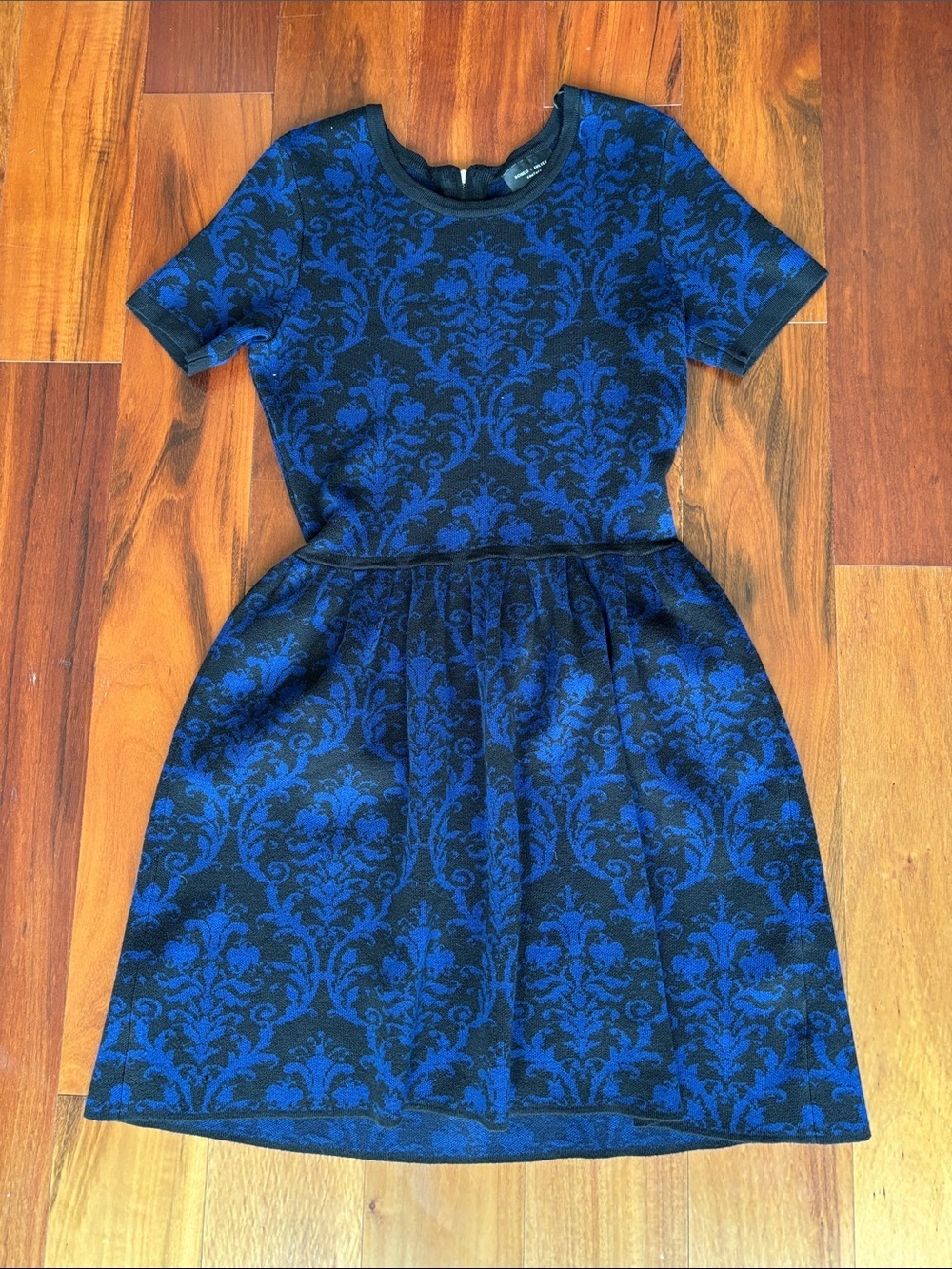 Romeo + Juliet knit dress